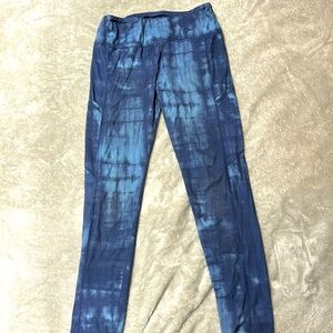 Girls athletic leggings